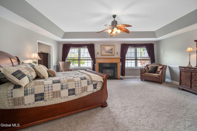 35 Shinnecock Hills Drive, Colonie, NY 12205