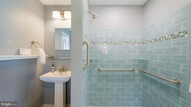 270 SUNNYBROOK RD, Springfield, PA 19064