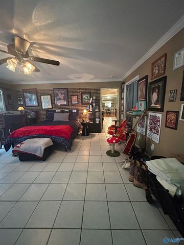 516 Country Club Drive, Gadsden, AL 35901
