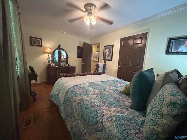 516 Country Club Drive, Gadsden, AL 35901