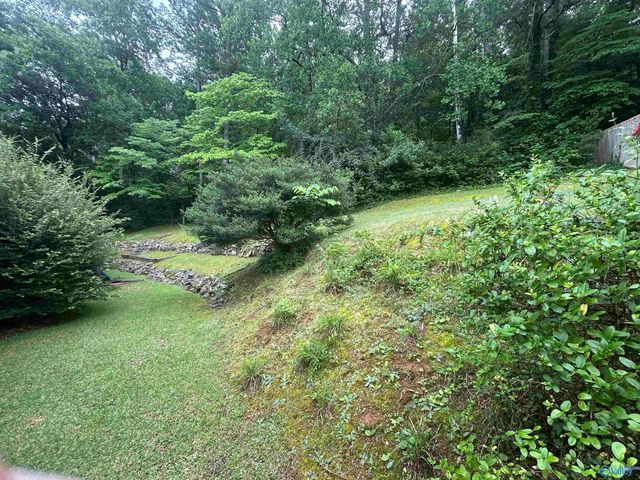 516 Country Club Drive, Gadsden, AL 35901