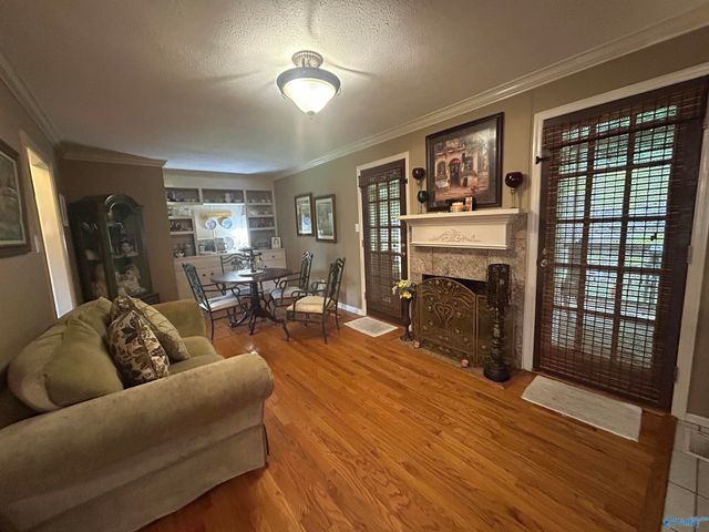 516 Country Club Drive, Gadsden, AL 35901