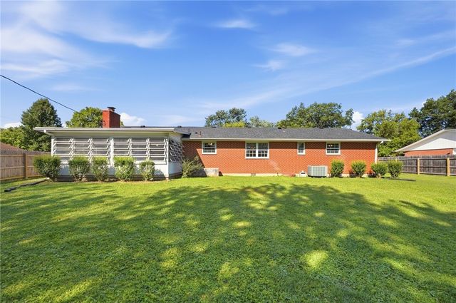 2348 Apricot Drive, Beavercreek, OH 45431