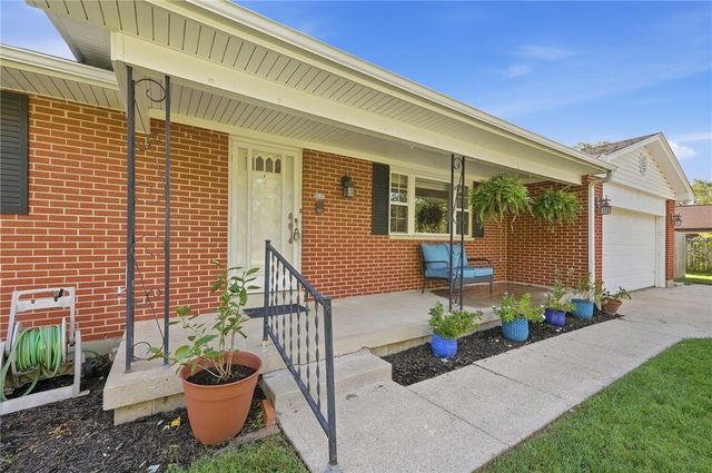 2348 Apricot Drive, Beavercreek, OH 45431