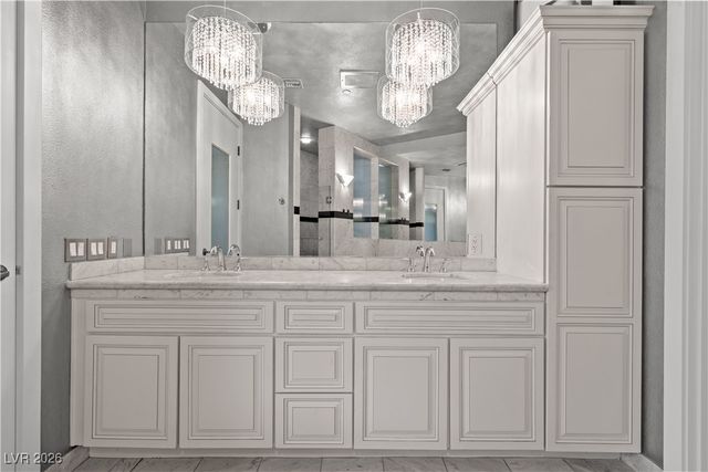 360 East Desert Inn Road 403, Las Vegas, NV 89109