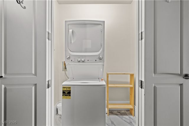 360 East Desert Inn Road 403, Las Vegas, NV 89109