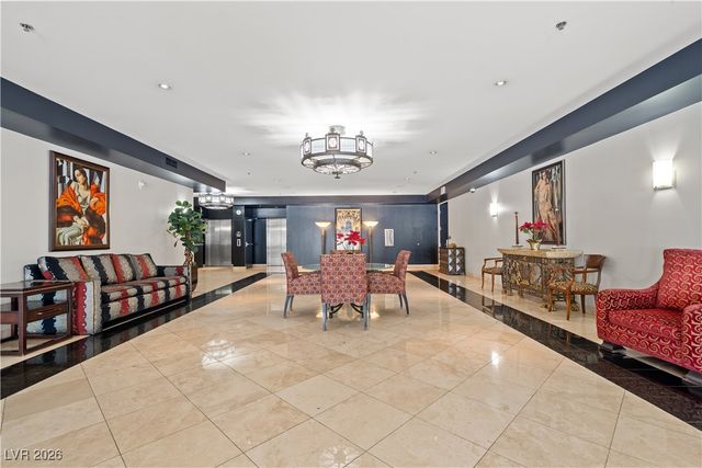 360 East Desert Inn Road 403, Las Vegas, NV 89109