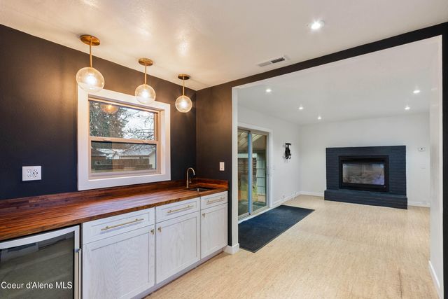 727 N Sixth St, Sandpoint, ID 83864