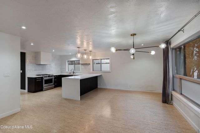 727 N Sixth St, Sandpoint, ID 83864