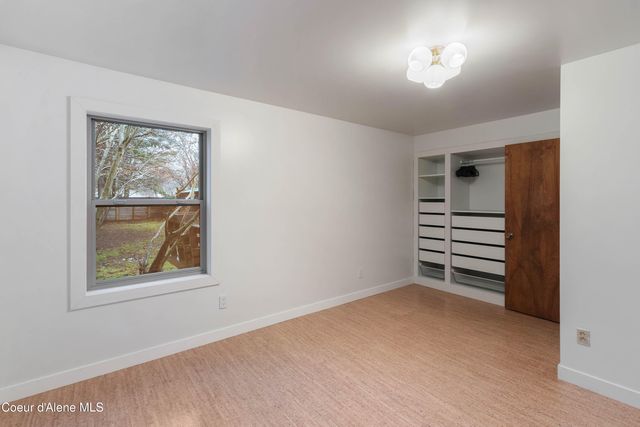 727 N Sixth St, Sandpoint, ID 83864