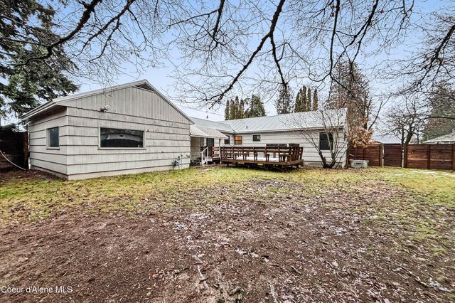 727 N Sixth St, Sandpoint, ID 83864