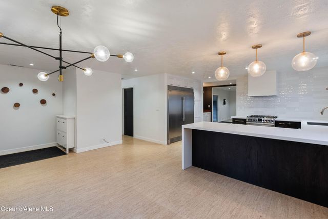 727 N Sixth St, Sandpoint, ID 83864