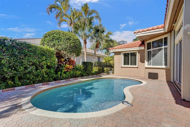 526 NW 118th Ave, Coral Springs, FL 33071