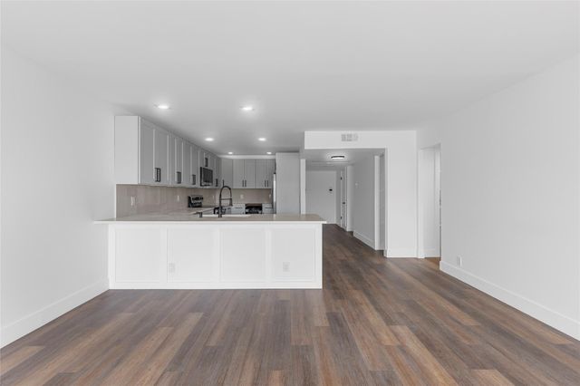 2800 N Palm Aire Drive 310, Pompano Beach, FL 33069