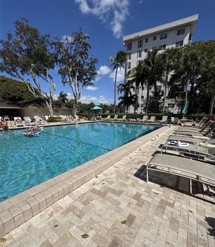 2800 N Palm Aire Drive 310, Pompano Beach, FL 33069