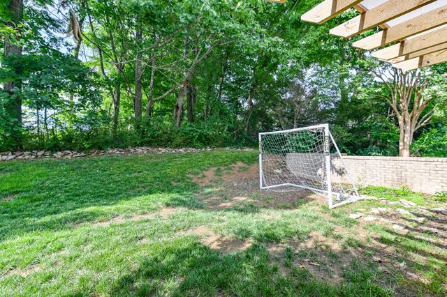 2224 Dewey Dr, Spring Hill, TN 37174