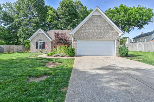 2224 Dewey Dr, Spring Hill, TN 37174