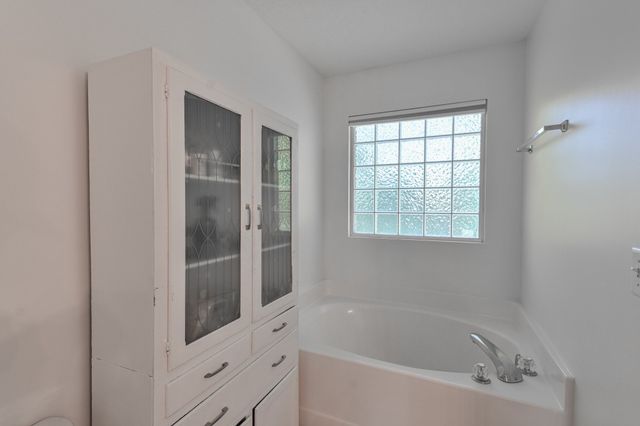 2224 Dewey Dr, Spring Hill, TN 37174