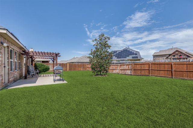 1433 Villa Paloma Boulevard, Little Elm, TX 75068