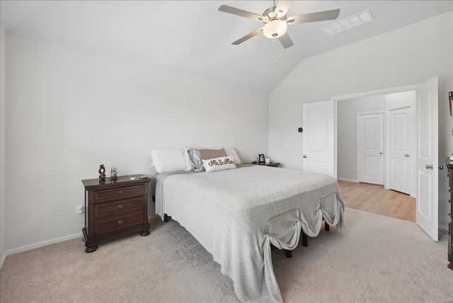 1004 Pineview Lane, Crowley, TX 76036