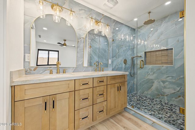 8721 E AMELIA Avenue, Scottsdale, AZ 85251