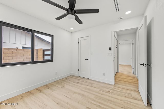 8721 E AMELIA Avenue, Scottsdale, AZ 85251