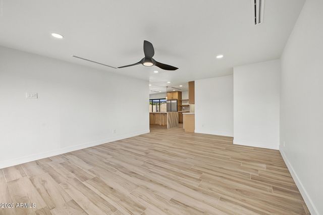8721 E AMELIA Avenue, Scottsdale, AZ 85251