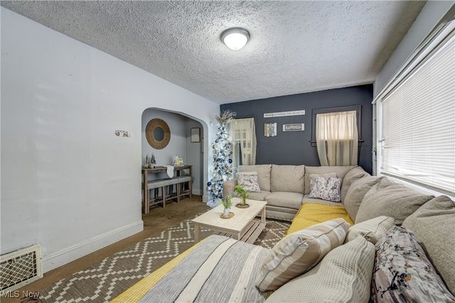 3403 W 94th Street, Cleveland, OH 44102