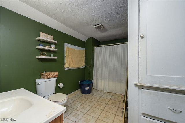 3403 W 94th Street, Cleveland, OH 44102