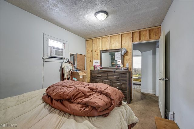 3403 W 94th Street, Cleveland, OH 44102