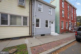 216 SOMERSET ST, Gloucester City, NJ 08030