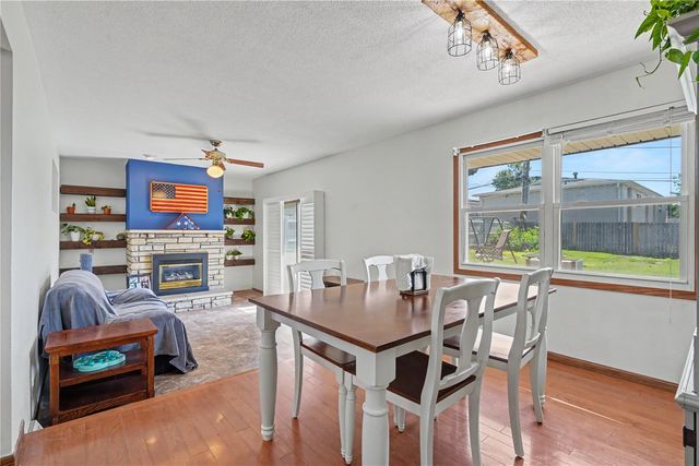 4520 Navajo Drive NE, Cedar Rapids, IA 52402