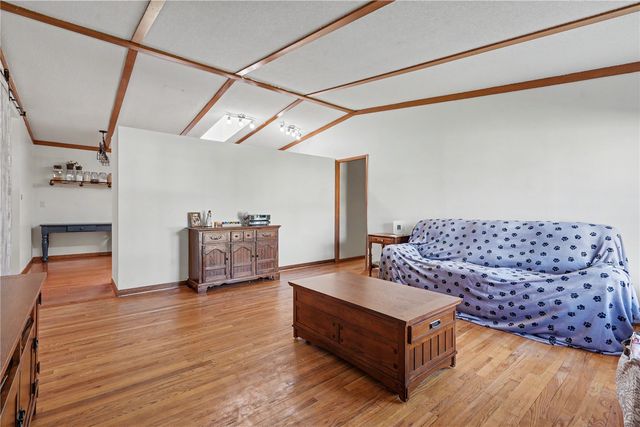 4520 Navajo Drive NE, Cedar Rapids, IA 52402