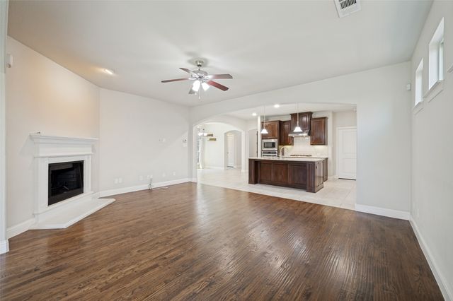 401 Palamedes Street, Lewisville, TX 75056