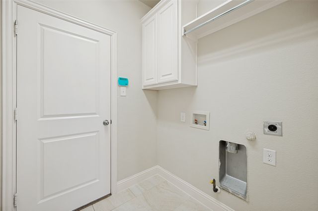 401 Palamedes Street, Lewisville, TX 75056
