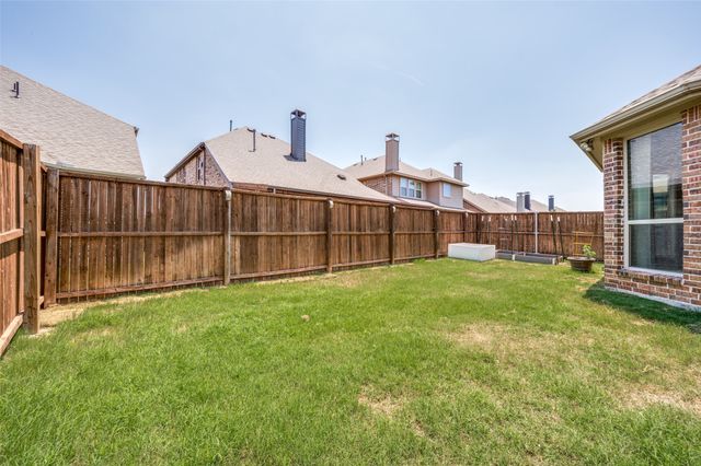 401 Palamedes Street, Lewisville, TX 75056