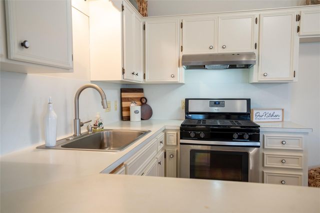 1510 Prather ST, Taylor, TX 76574