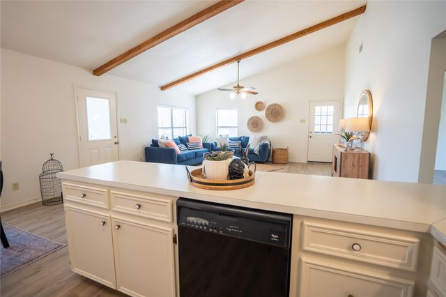 1510 Prather ST, Taylor, TX 76574