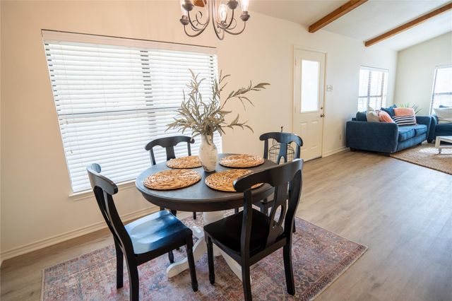 1510 Prather ST, Taylor, TX 76574