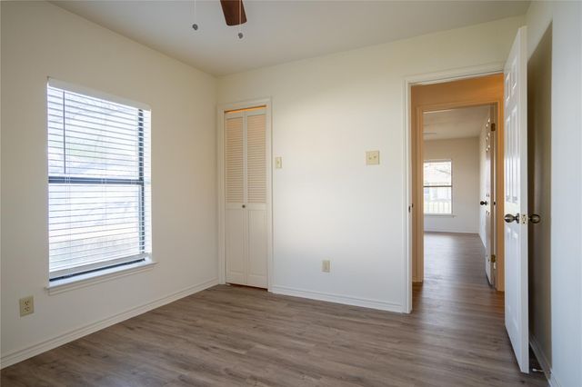 1510 Prather ST, Taylor, TX 76574