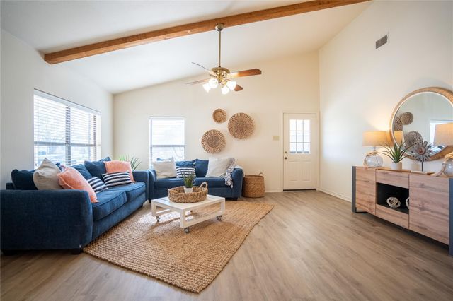 1510 Prather ST, Taylor, TX 76574