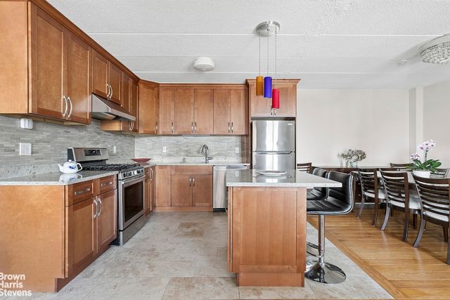 13624 Maple Ave Apt 8C, New York City, NY 11355