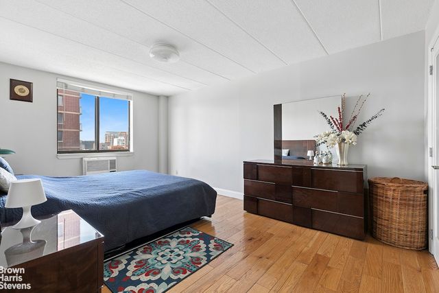 13624 Maple Ave Apt 8C, New York City, NY 11355