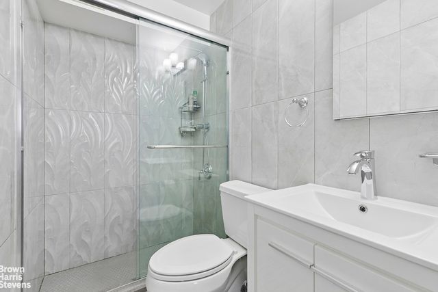 13624 Maple Ave Apt 8C, New York City, NY 11355