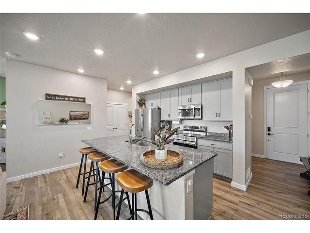 8122 Grey Bark Way, Colorado Springs, CO 80908