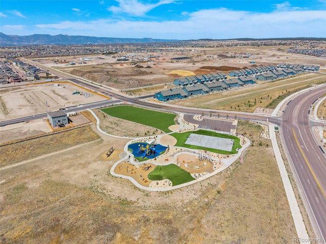 8122 Grey Bark Way, Colorado Springs, CO 80908