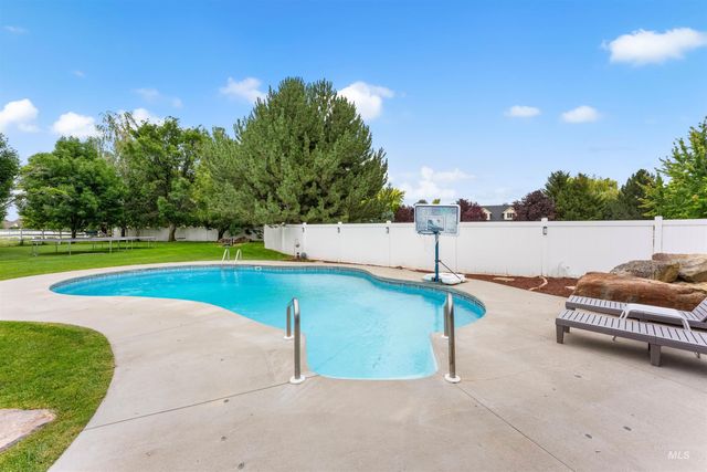 24760 Gray Hawk, Middleton, ID 83644