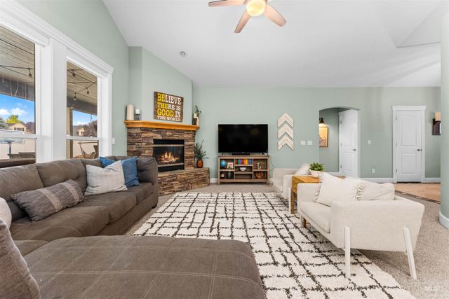 24760 Gray Hawk, Middleton, ID 83644