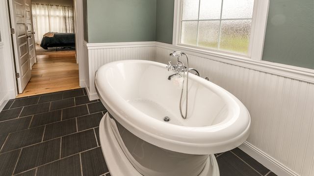 304 N Excalibur Drive, Carterville, IL 62918