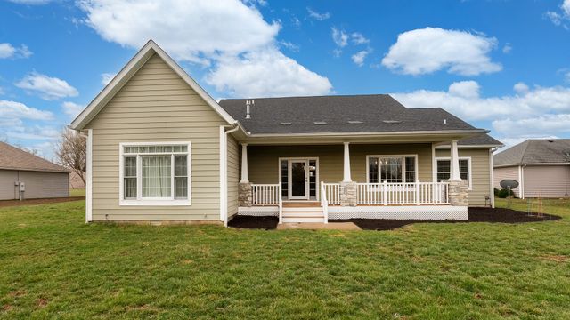 304 N Excalibur Drive, Carterville, IL 62918